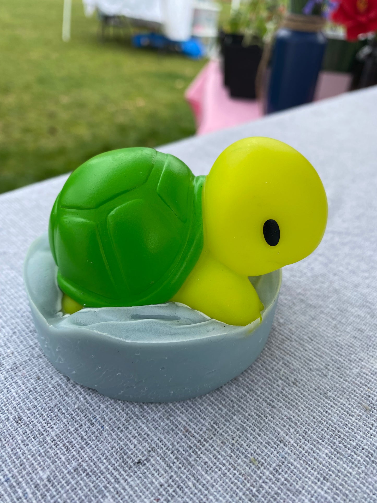 Soap Bars for Kids with the Munchkin Bath Toy Lake Series